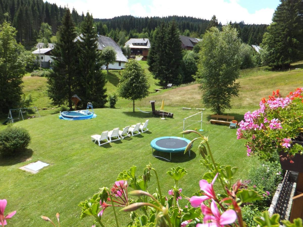 فيلدبرج Schwarzwald-Hotel Kraeutle المظهر الخارجي الصورة