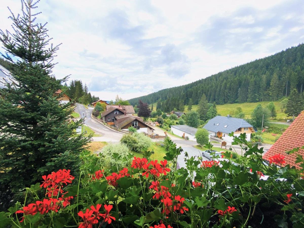 فيلدبرج Schwarzwald-Hotel Kraeutle المظهر الخارجي الصورة