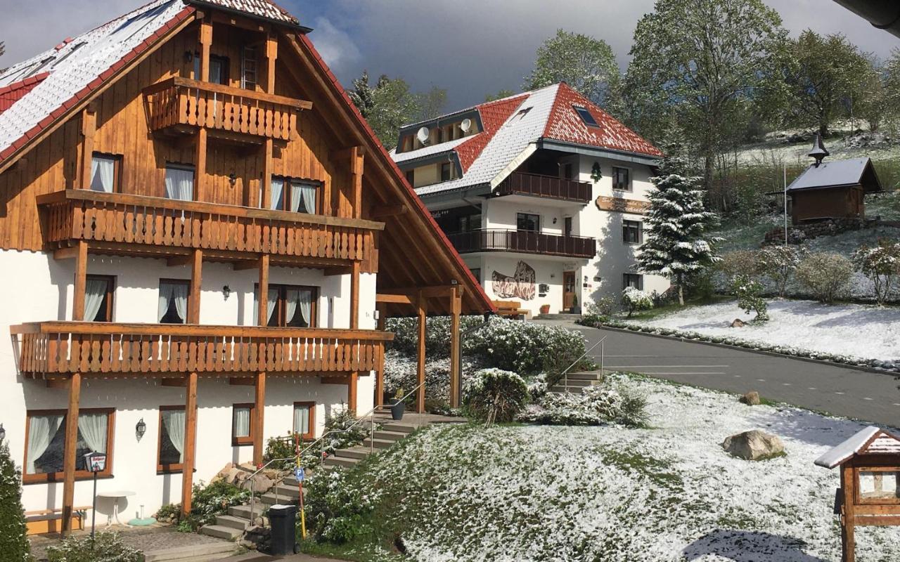 فيلدبرج Schwarzwald-Hotel Kraeutle المظهر الخارجي الصورة