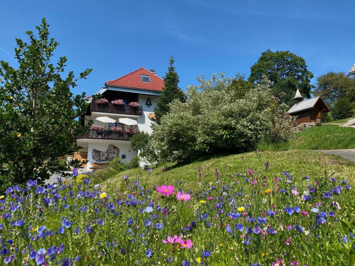 فيلدبرج Schwarzwald-Hotel Kraeutle المظهر الخارجي الصورة